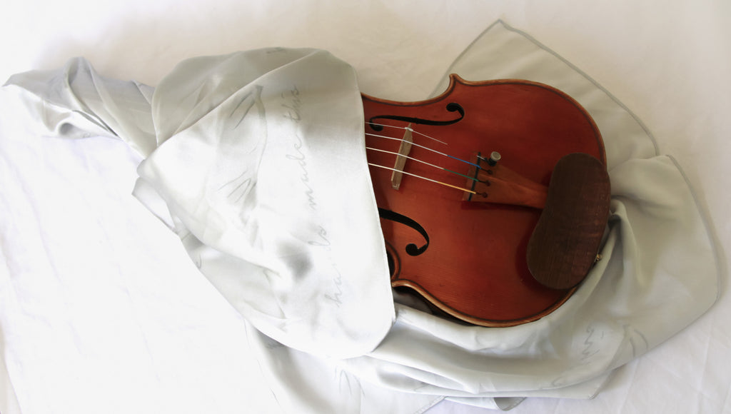 Silk Instrument SILK INSTRUMENT WRAP - PURE MULBERRY SILK – Leatherwood Bespoke Rosin ...
